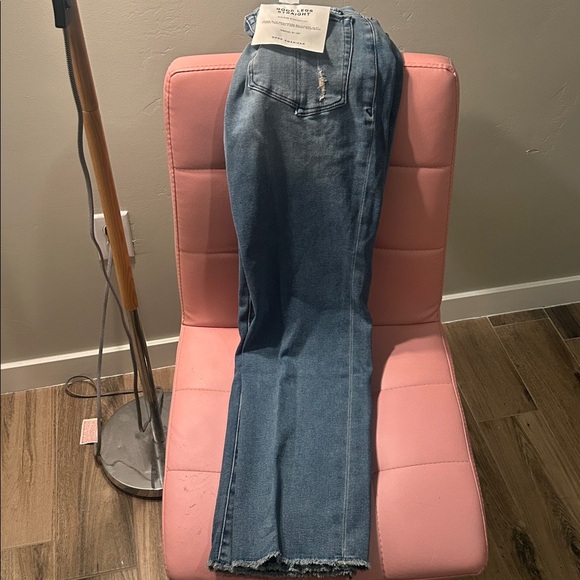 Good American Women's Denim Straight Leg Jeans - Picture 3 of 7